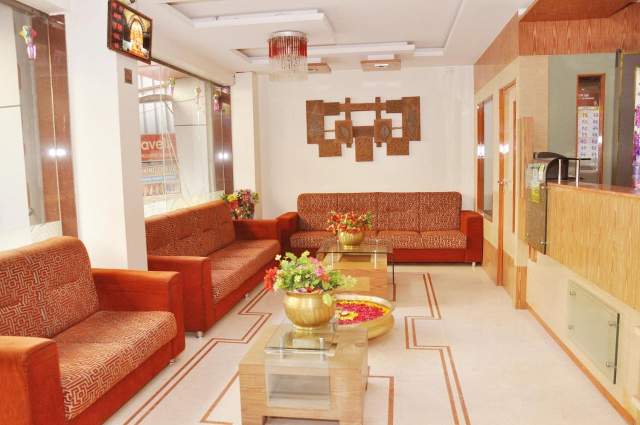 Hotel Sai Suraj Park Ширди Екстериор снимка