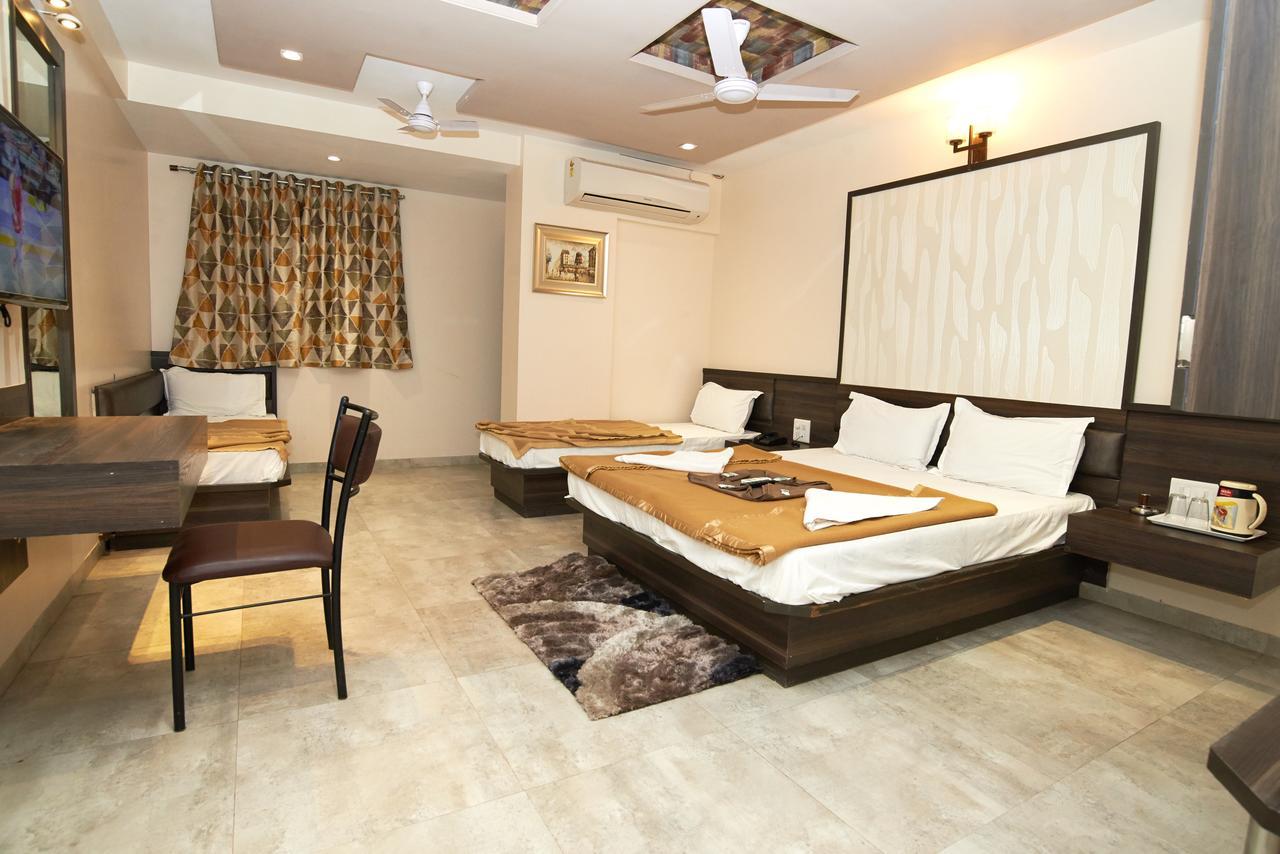Hotel Sai Suraj Park Ширди Екстериор снимка