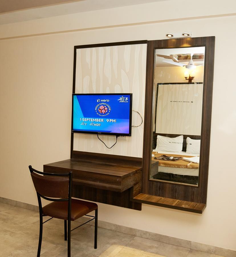 Hotel Sai Suraj Park Ширди Екстериор снимка