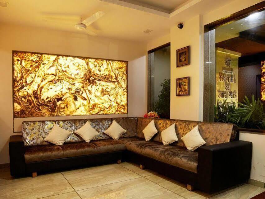 Hotel Sai Suraj Park Ширди Екстериор снимка