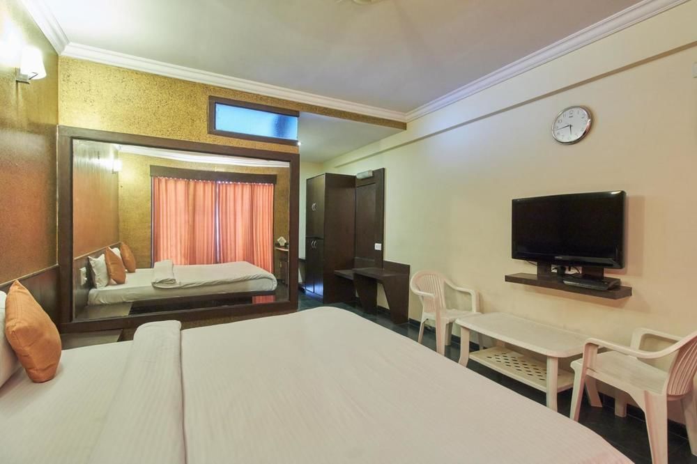 Hotel Sai Suraj Park Ширди Екстериор снимка